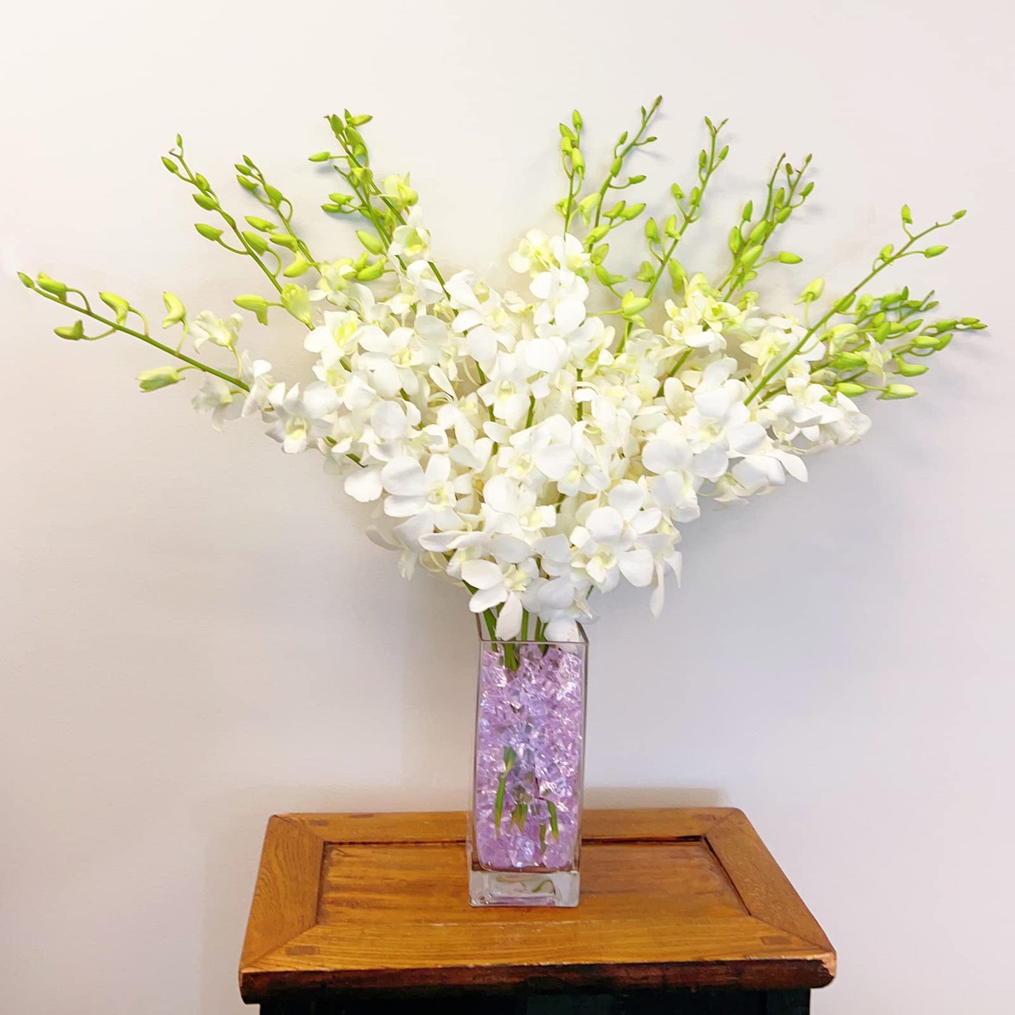 White Cut Dendrobium Orchids